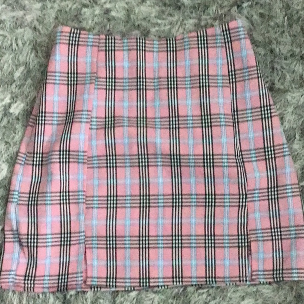 Pink plaid mini skirt